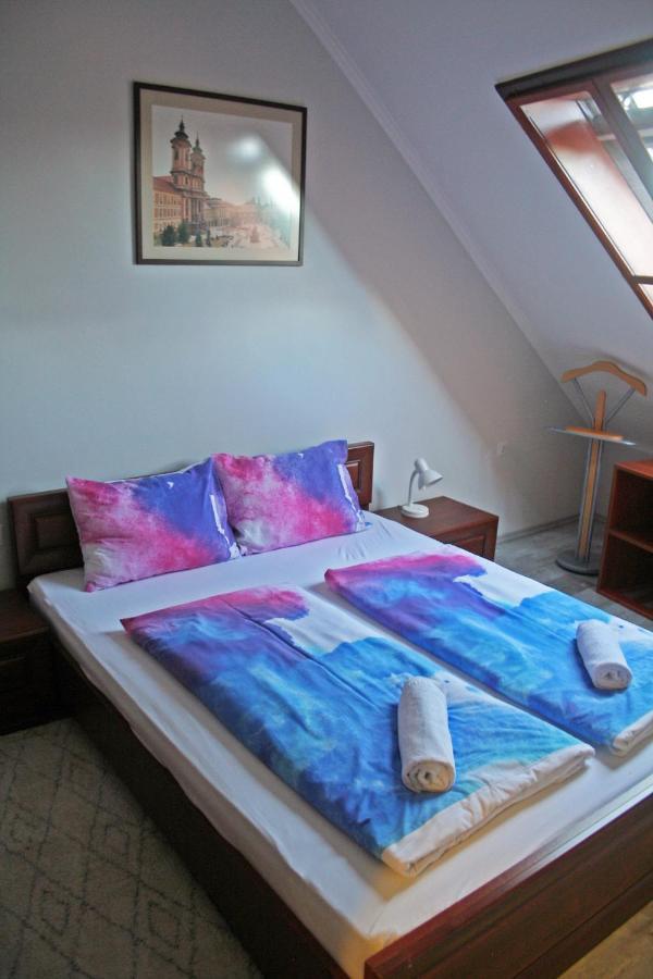Borbarat Vendeghaz Villa Eger Buitenkant foto